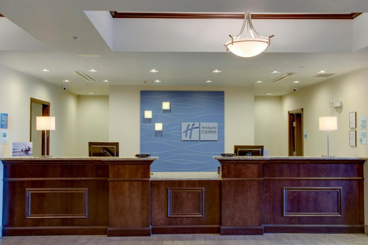 Holiday Inn Express & Suites Nevada By Ihg Luaran gambar