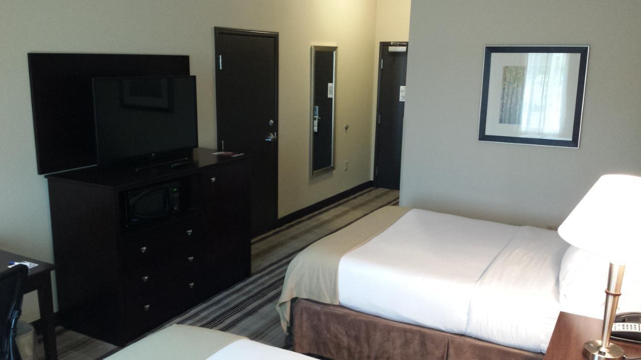 Holiday Inn Express & Suites Nevada By Ihg Luaran gambar