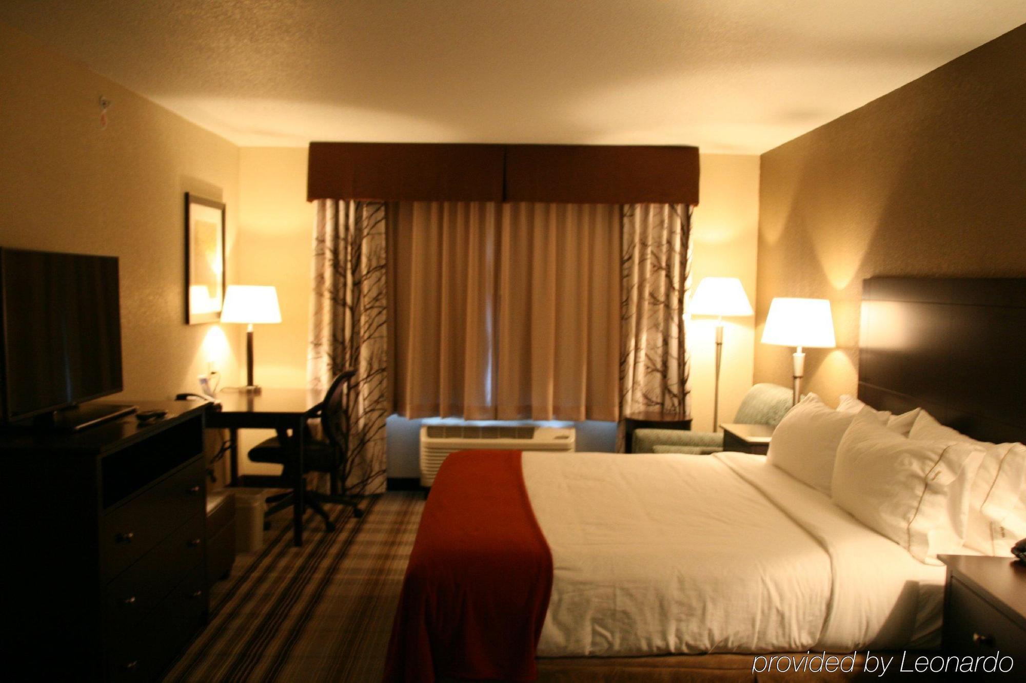 Holiday Inn Express & Suites Nevada By Ihg Luaran gambar