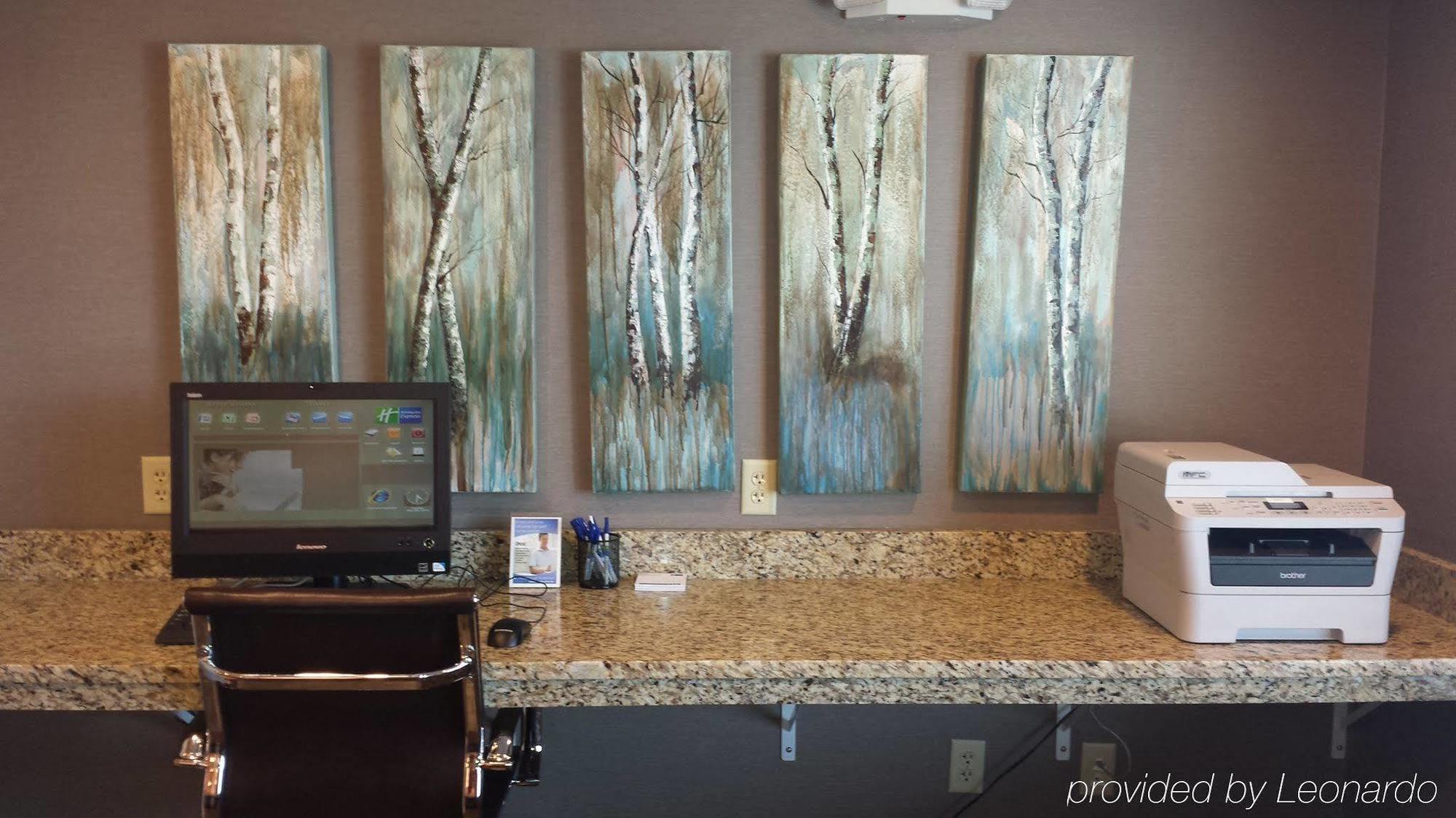 Holiday Inn Express & Suites Nevada By Ihg Luaran gambar