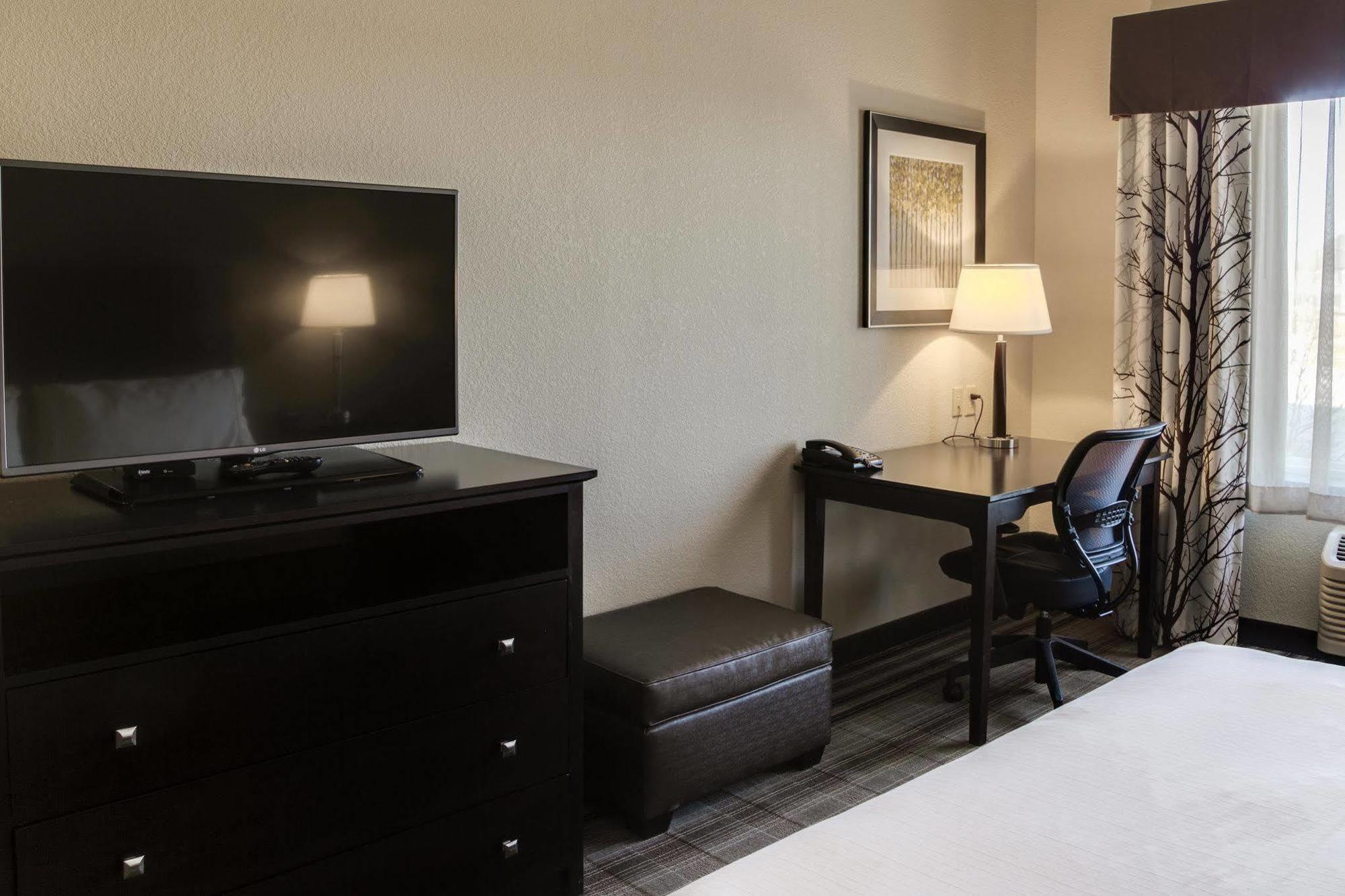 Holiday Inn Express & Suites Nevada By Ihg Luaran gambar