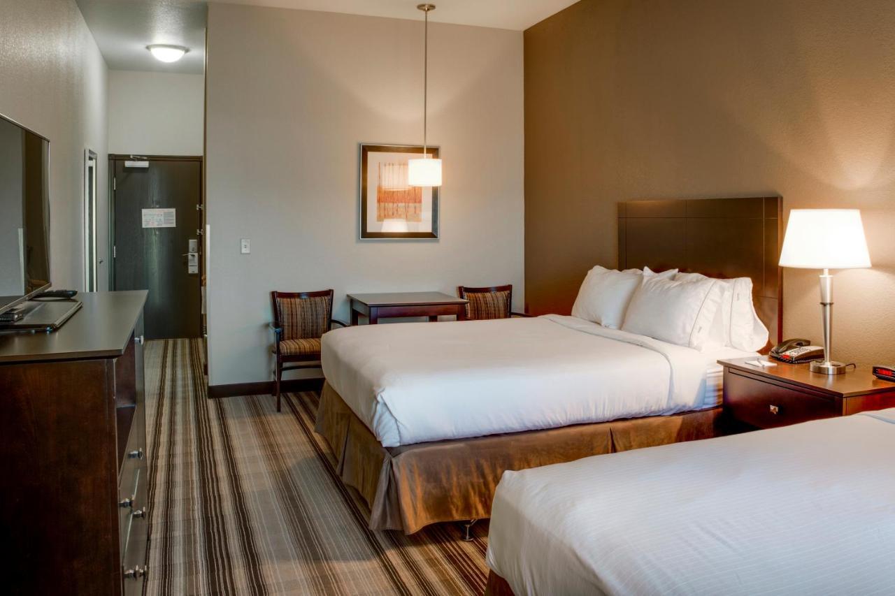 Holiday Inn Express & Suites Nevada By Ihg Luaran gambar